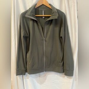 NWOT Women’s Mondetta Olive Green Fleece Zip-Up Jacket Size Medium